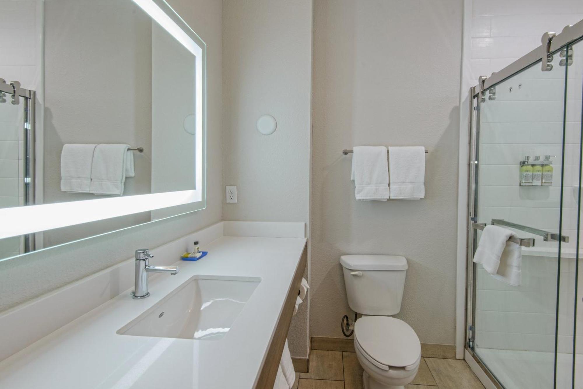 Holiday Inn Express & Suites Corpus Christi By Ihg Екстериор снимка